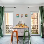 Retro Game Avec Jacuzzi Apartament